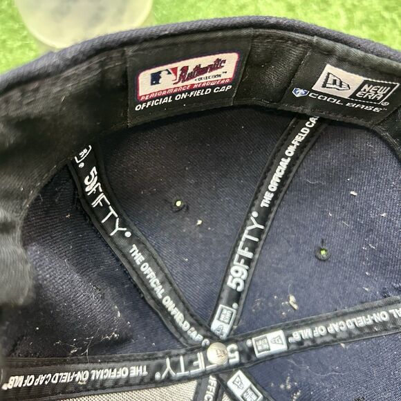 New Era DETROIT TIGERS Baseball Hat Old English D Fitted Size 7 Embroidered - Picture 4 of 4